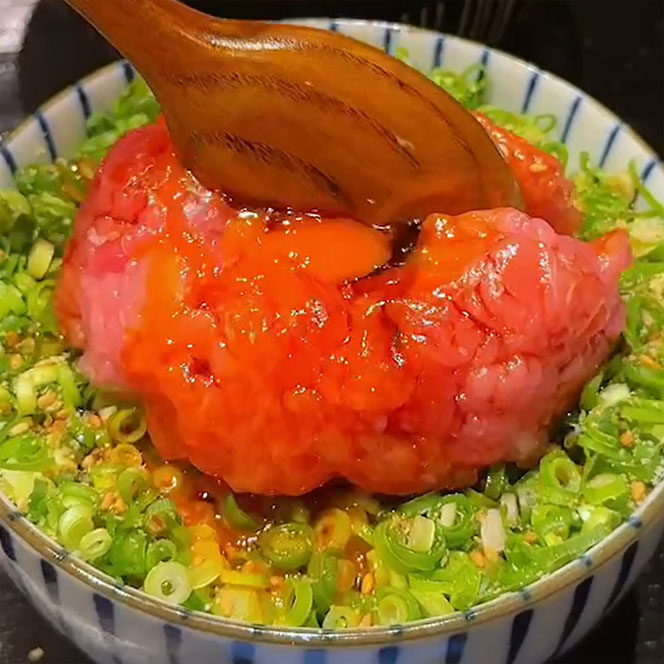 マグロとご飯 黒田飯