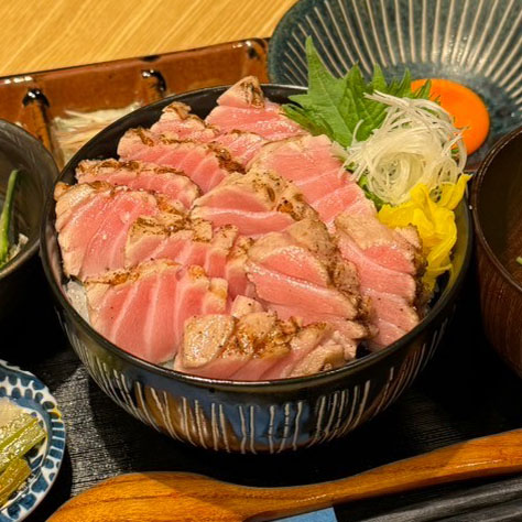 マグロとご飯 黒田飯