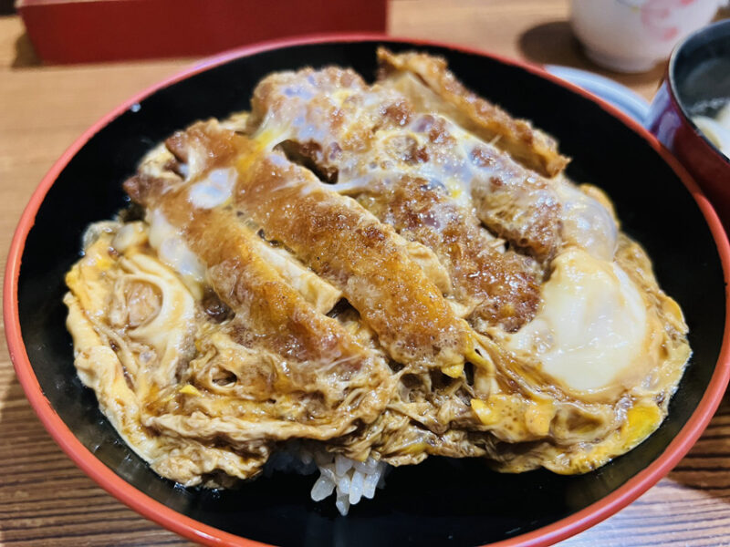 福岡のレトロカツ丼「やぐら」