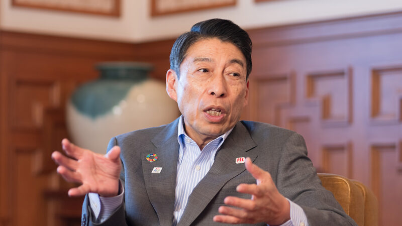 誰もが自らの可能性を
発揮して活躍する、
笑顔輝く福岡県を目指す