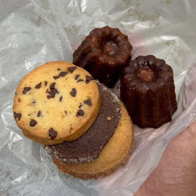 クッキーナッツミル クッキー＆カヌレ