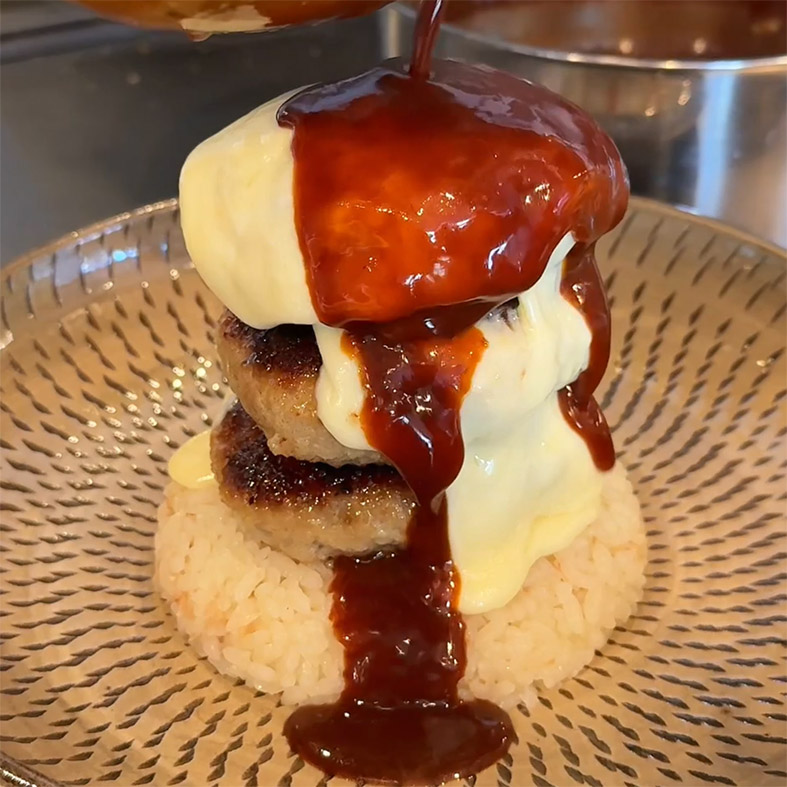 いくら 博多店 オムバーグ