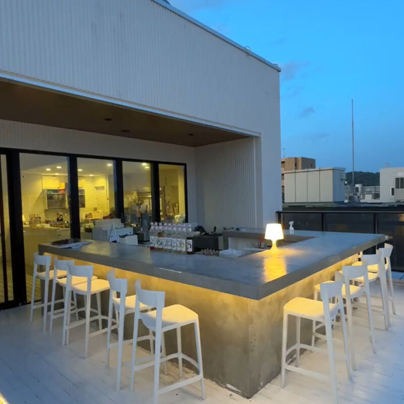パレ福岡 夜カフェ屋上のカウンター