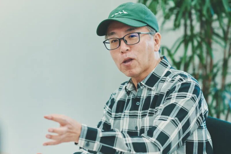 福岡が舞台となった文学作品や作品内に登場する場所のマップ展示。福岡出身の直木賞作家白石一文氏の作品も紹介。
