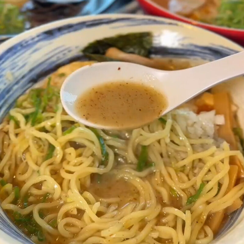 ラーメン雷蔵 新宮本店 煮干し豚骨
