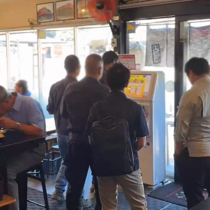 ラーメン雷蔵 新宮本店 行列