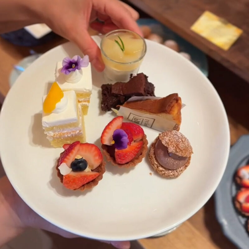 ラパニエドニーム スイーツ食べ放題