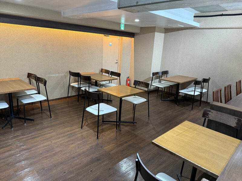 新生チャーリーブラウン内装