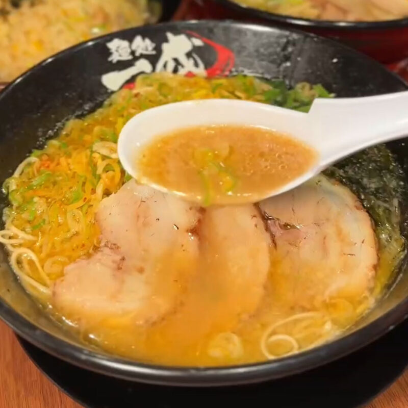 麺処一成 博多店 ラーメン