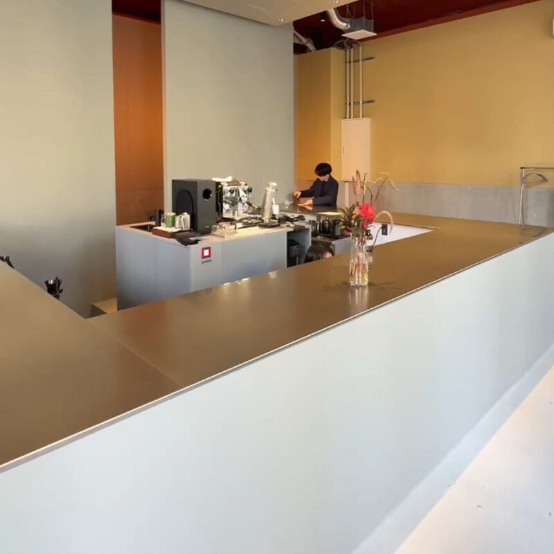 Lonich, Fukuoka(ロニック福岡) 店内