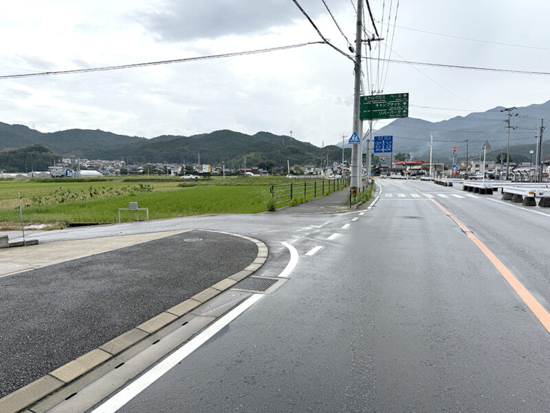 那珂川市山田交差点そばの路地