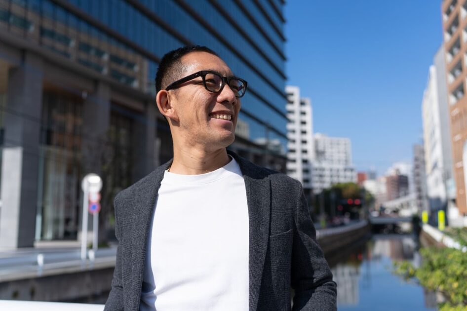 えんメディアネット 﨑本氏