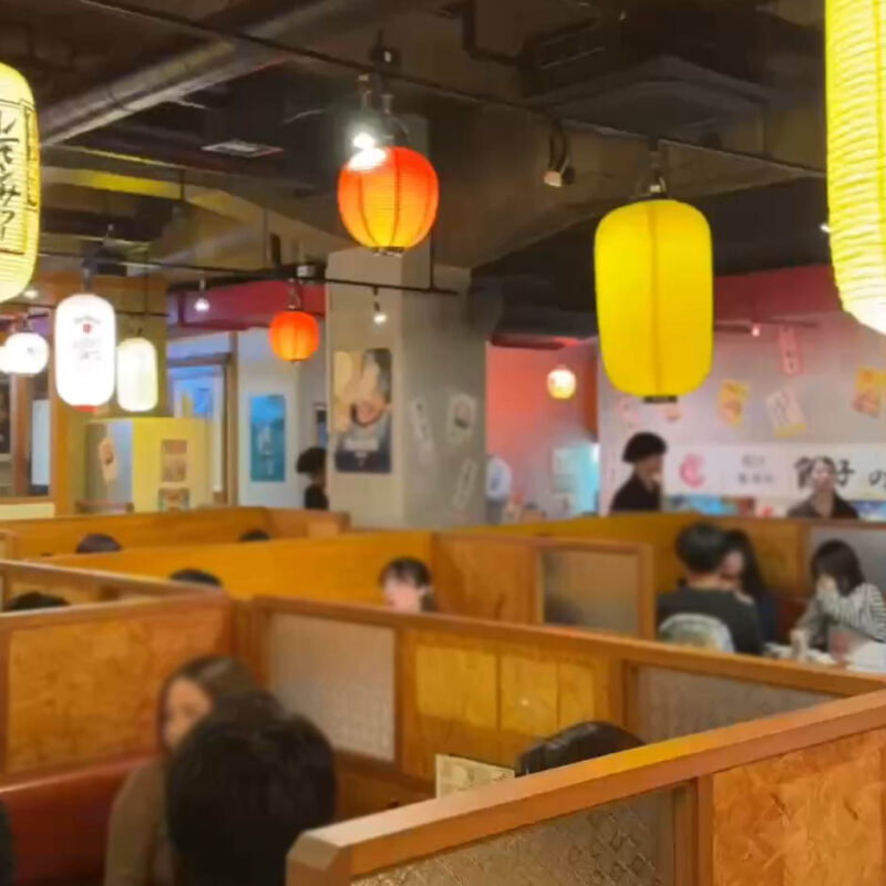 餃子のかっちゃん福岡天神店 店内