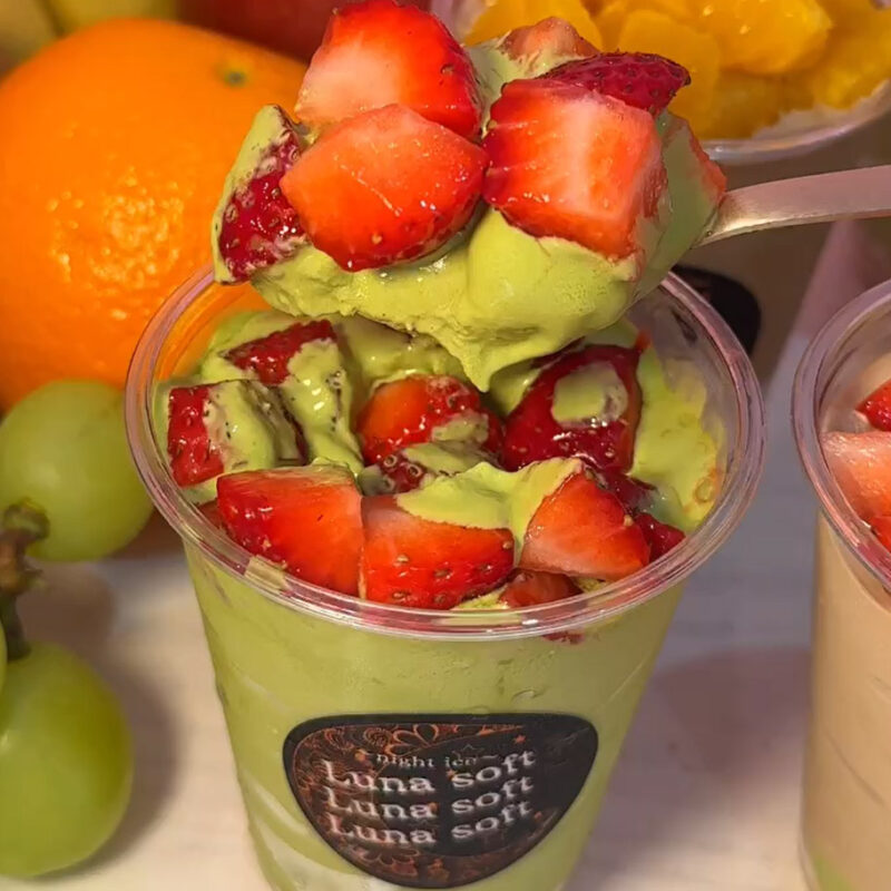 Luna soft パフェ