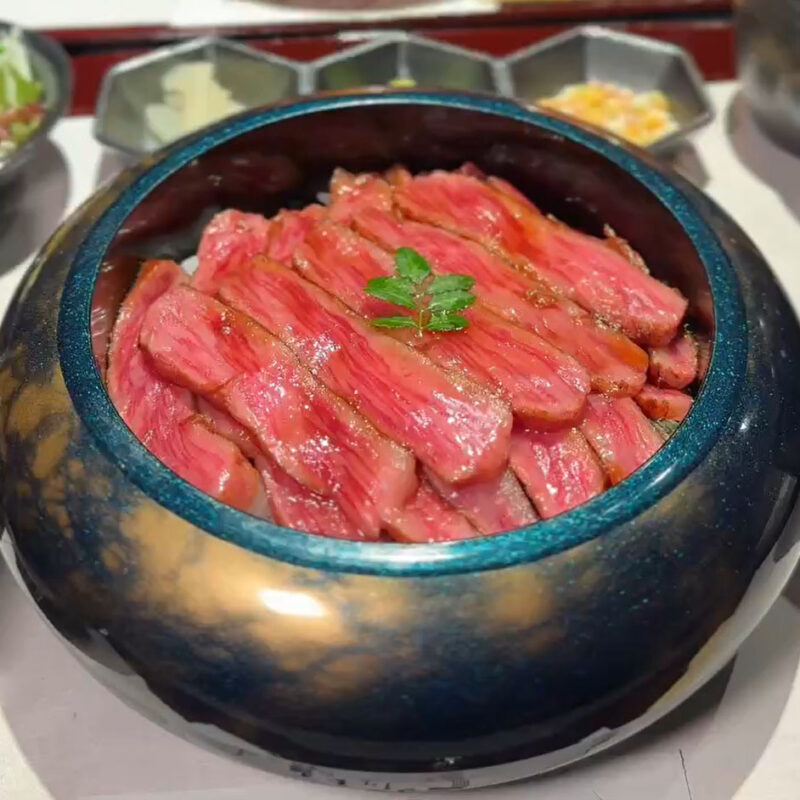 神の牛まぶしランチ