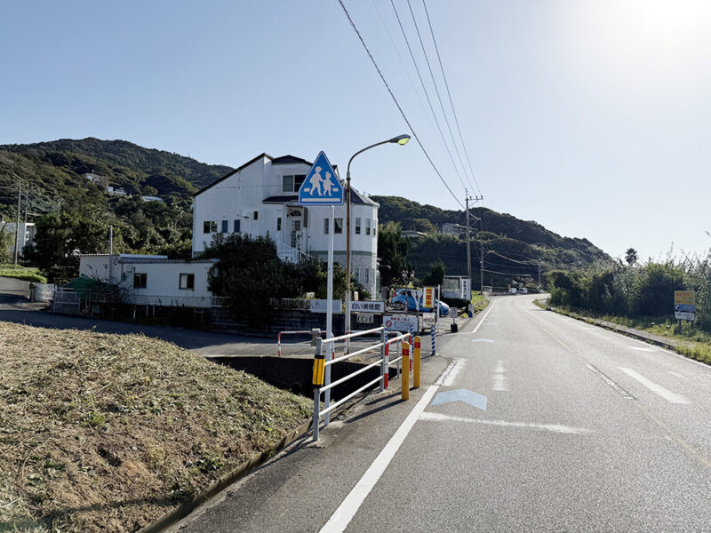 「白い美術館」までの道のり