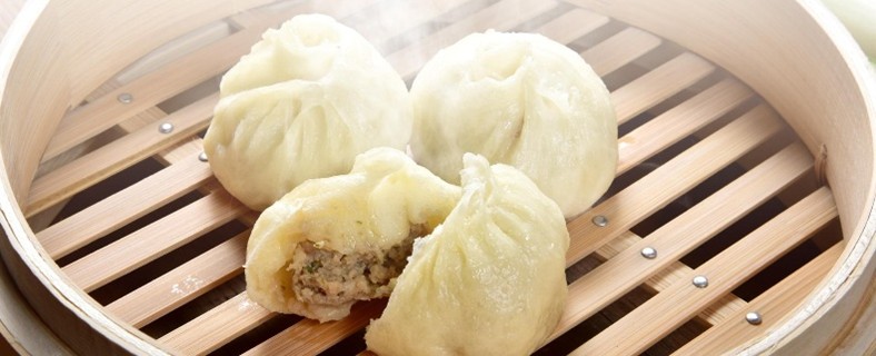 つい手がのびてしまう、コロンとかわいいサイズの小籠包