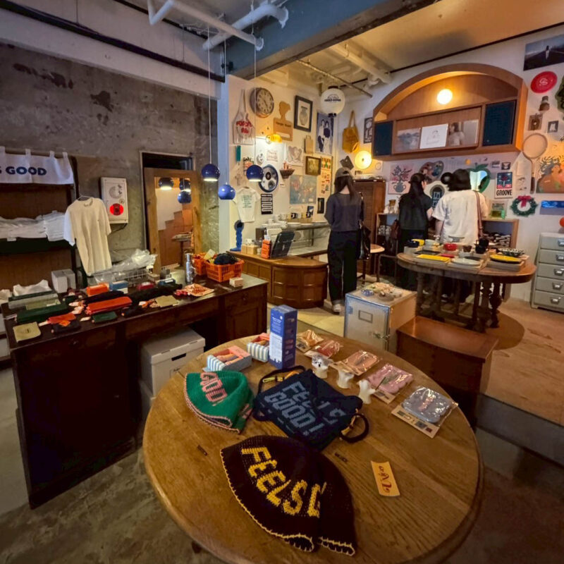 FEELS GOOD STORE 店内
