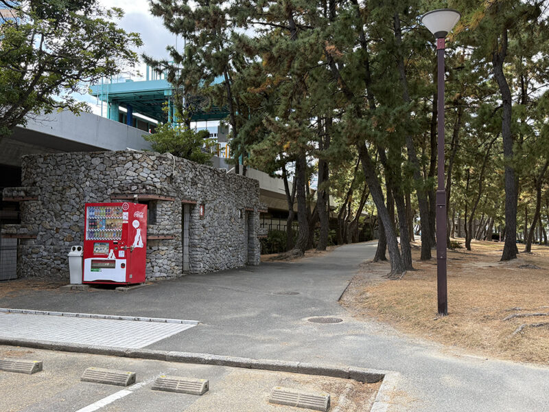 地行浜駐車場付近