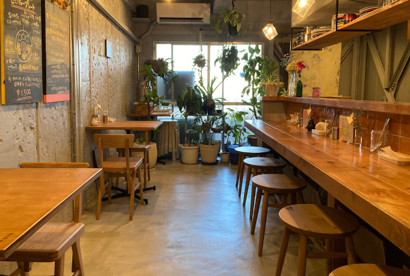 ロミカレー_店内2