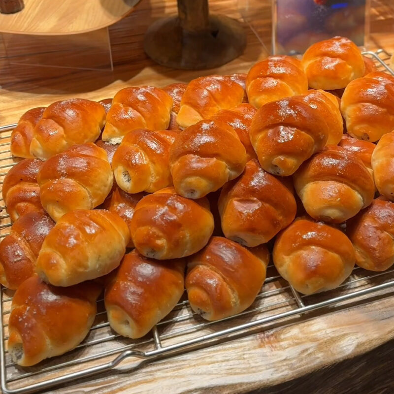 TRUFFLE mini(トリュフ ミニ)博多駅店 白トリュフ塩パン