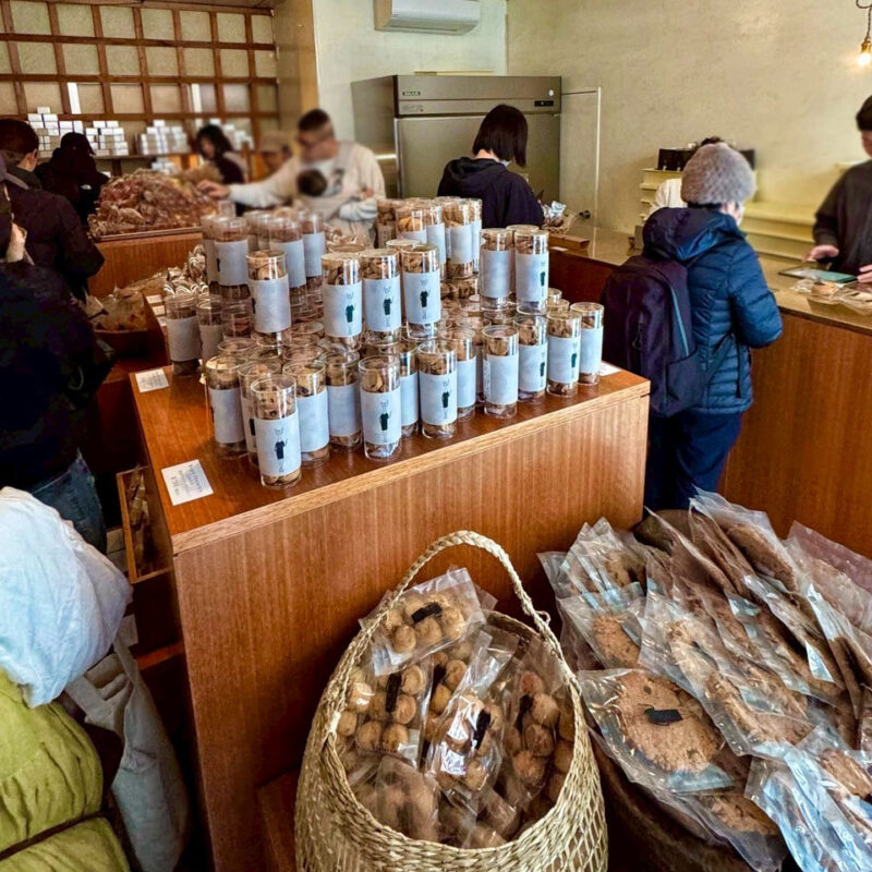 OYATUYA.U 博多店 店内