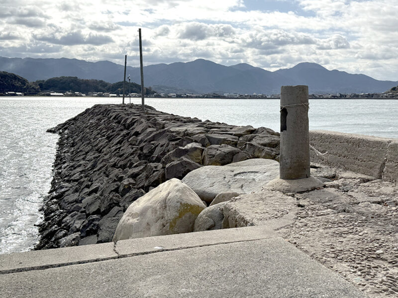 新町漁港の釣り場