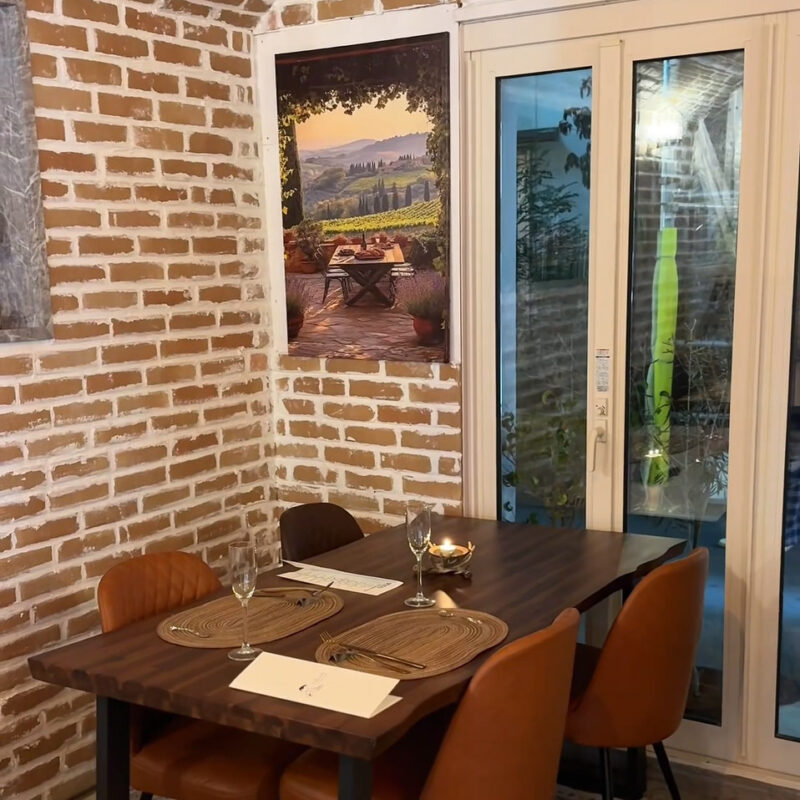 néve(ネーヴェ) 店内