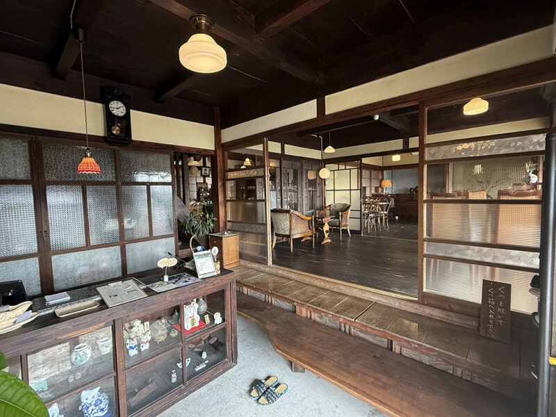 「想い堂」内装