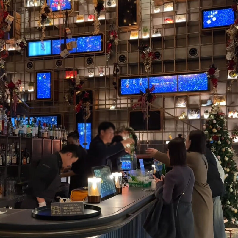 Sound Sake Stand 店内