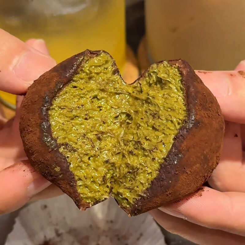 cafe+82 ドバイチョコ