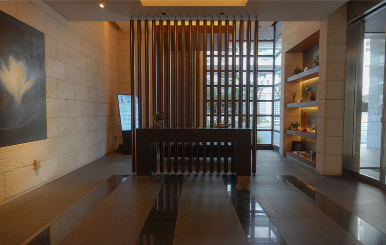 エンクレストGRAN博多駅前エントランス_文字なし