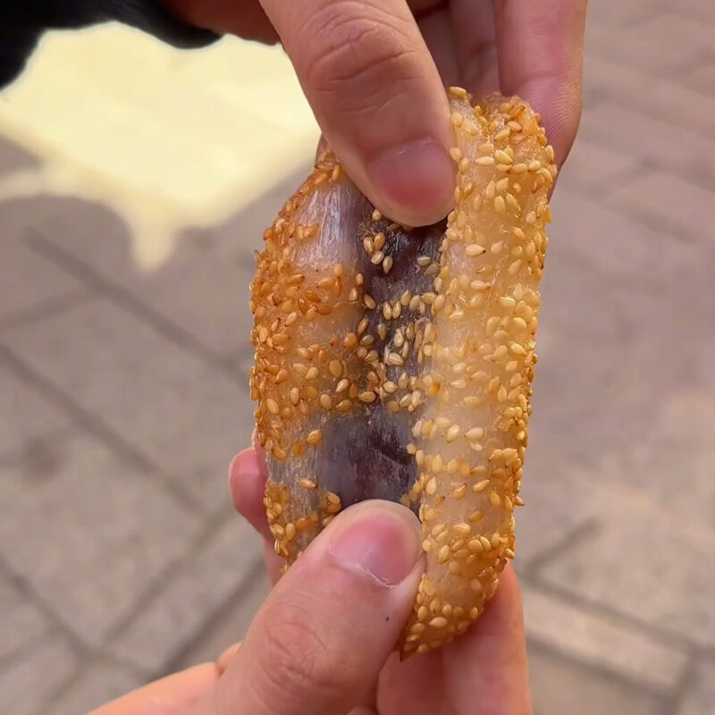 長崎中華街観光で外さない食べ歩きグルメ ごま団子