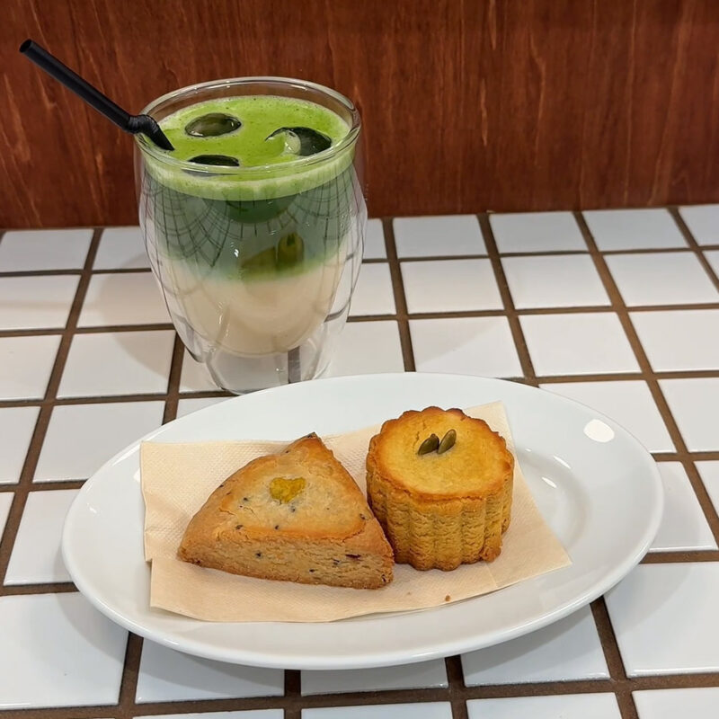 muni coffee & bake(ムニ コーヒー&ベイク)六本松店 芋スコーン