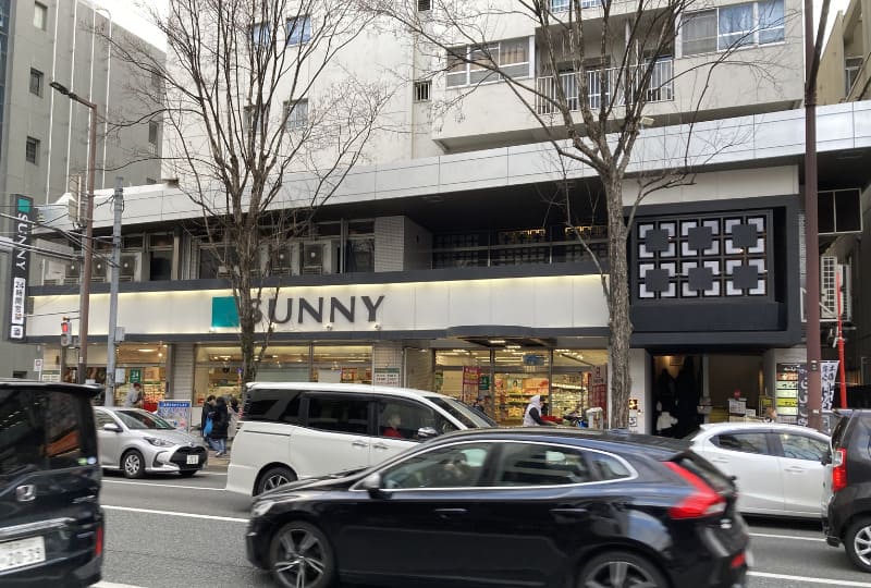 サニーが入居するビル1