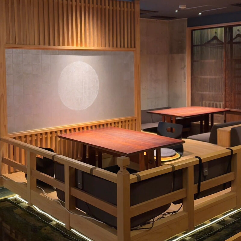 春吉きんぎょ 店内