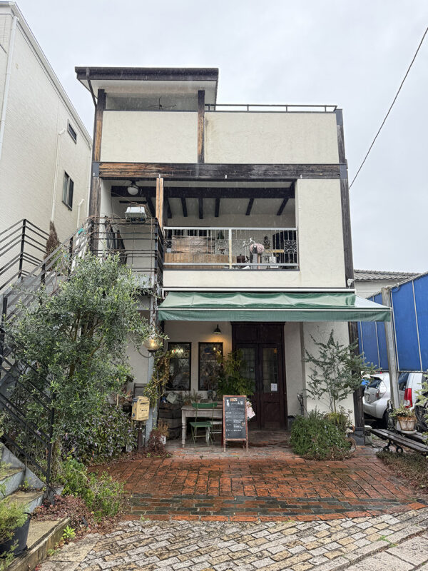 Cafe&Bar山猫　外観