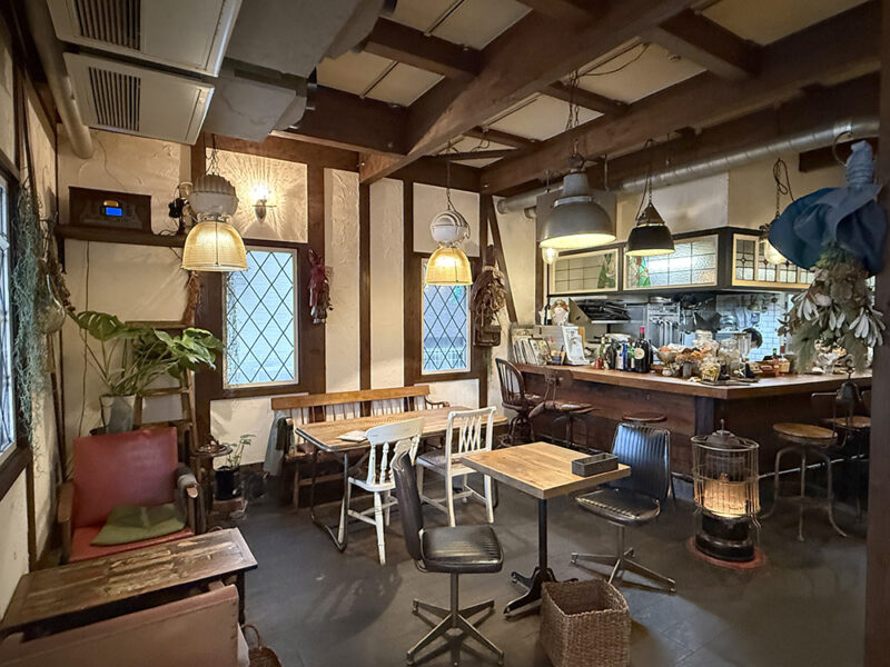 Cafe&Bar山猫　内装