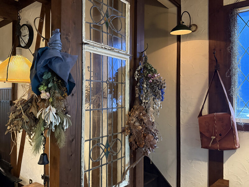 Cafe&Bar山猫　内装