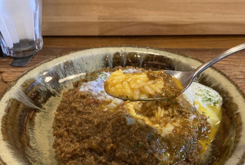 太陽とひまわりとレオン_カレー2