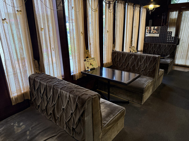 コーヒーの店モカ 内装