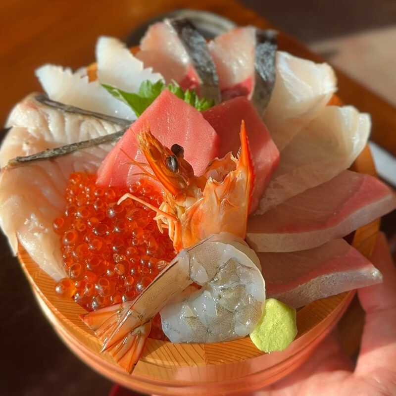 浜焼き白浜家 海鮮丼