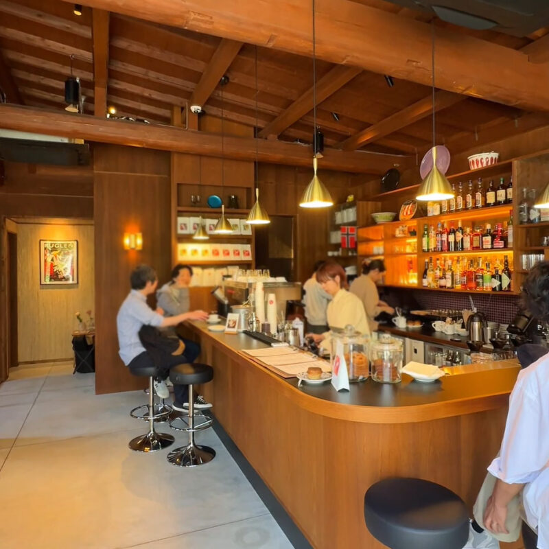 Fuglen Keyaki Dori(フグレン けやき通り) 店内
