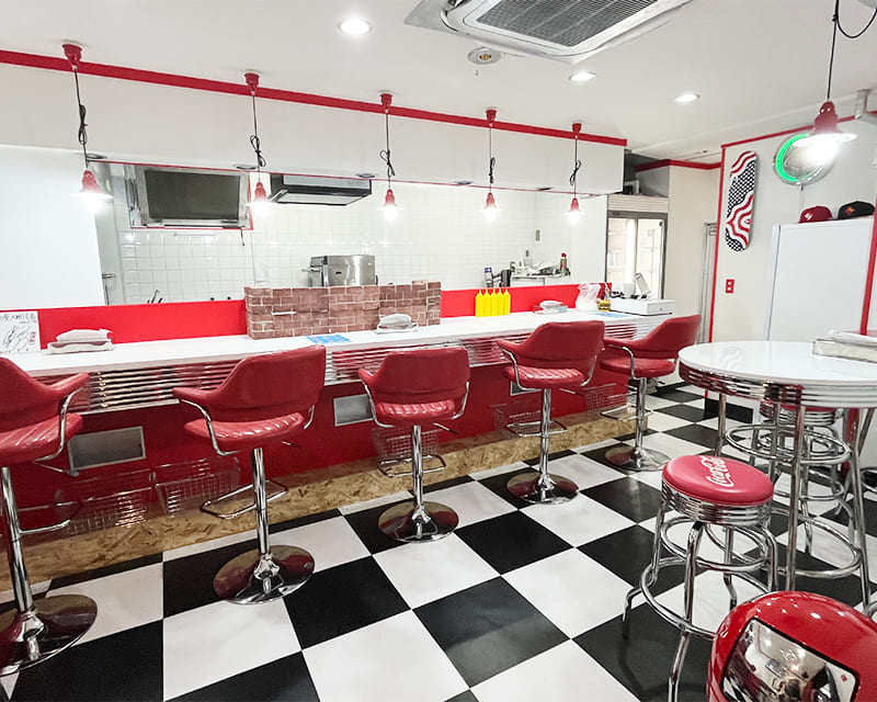 アメリカンダイナーな店内