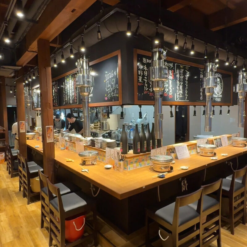 生ホルモンいただき 今泉店 店内