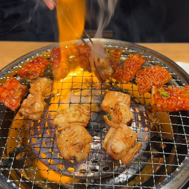 生ホルモンいただき 今泉店 焼肉