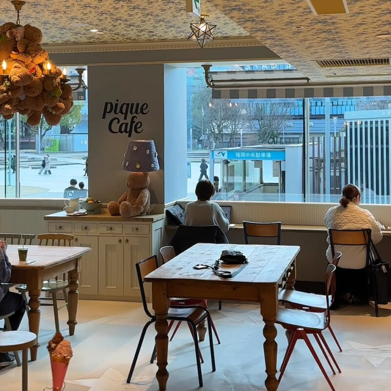 ジェラート ピケ カフェ ソラリアプラザ店 店内