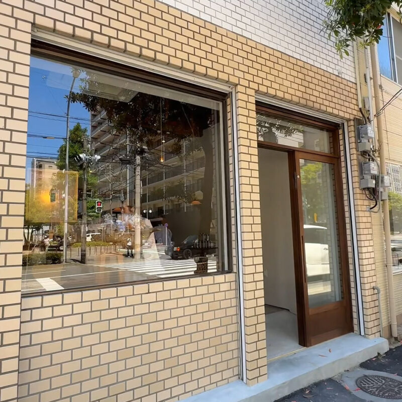OYATUYA.U 薬院店 外観