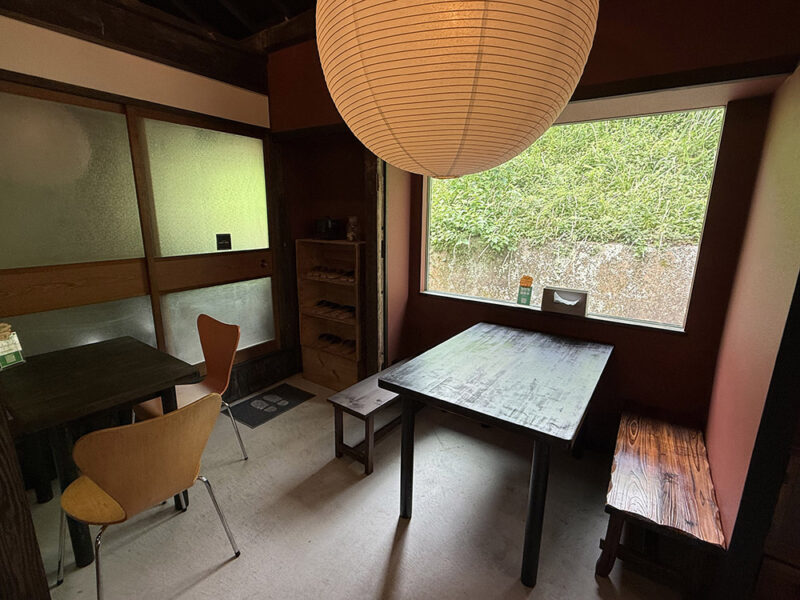 喫茶楽峰 内装