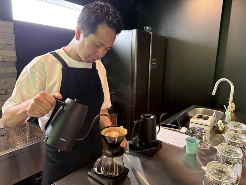 店主兼焙煎士の南 裕喜さん